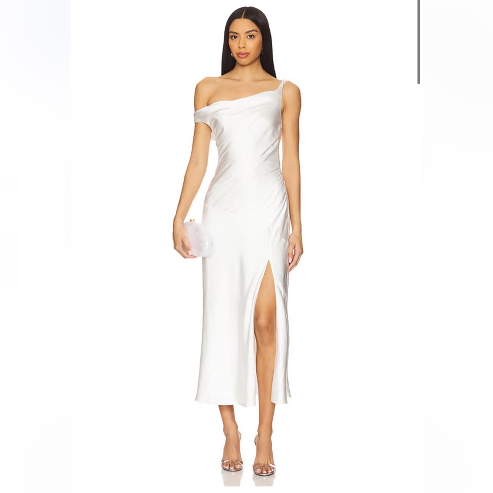 Chic One-Shoulder White Dress